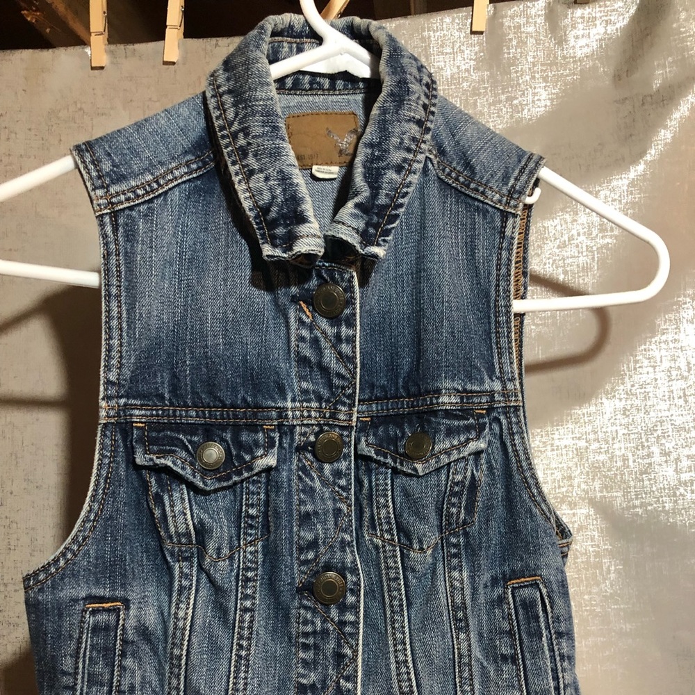 American eagle denim vest. Size xs
